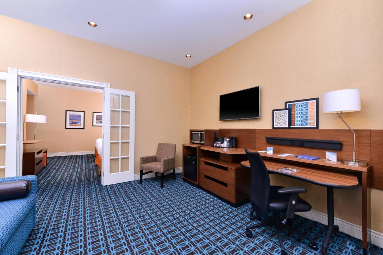 Fairfield Inn & Suites By Marriott Albany Downtown Esterno foto